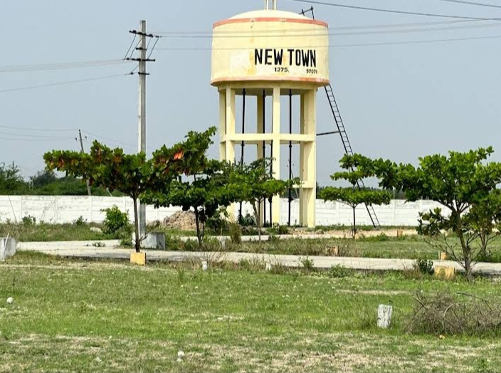  12000 Sq.ft. Residential Plot for Sale in Kolar Road, Bangalore