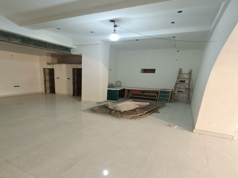 Showroom 710 Sq.ft. for Rent in Mehrauli, Delhi