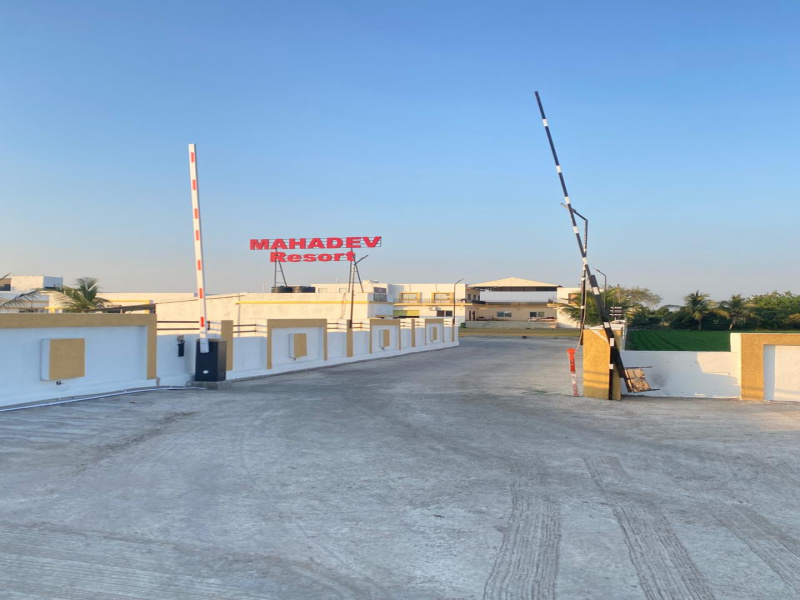  Hotels 20000 Sq.ft. for Sale in Malia, Junagadh