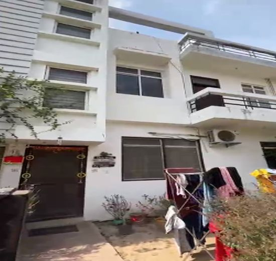 3 BHK 152 Sq. Yards House for Sale in Ansal Town, Agra