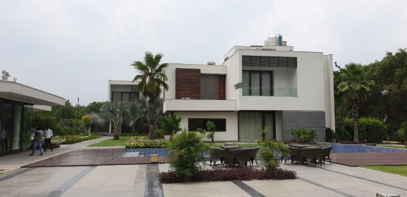 5 BHK 3 Acre Farm House for Sale in Chattarpur Extension, Delhi