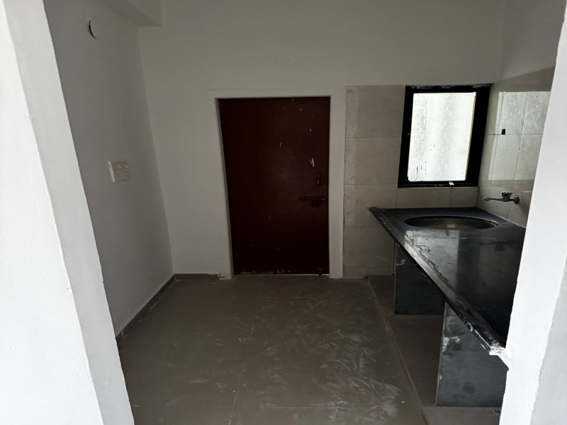 1 BHK Apartment 380 Sq.ft. for Sale in Madhapar Chokdi, Rajkot