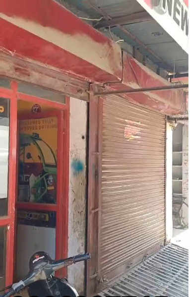  Commercial Shop 400 Sq.ft. for Rent in Maldahiya, Varanasi