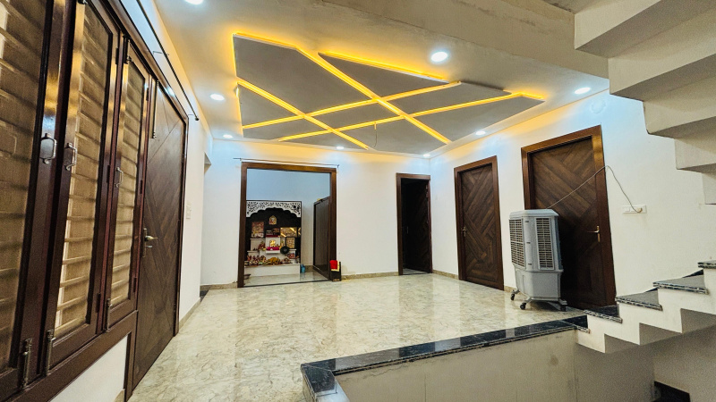5 BHK House 204 Sq.ft. for Sale in Baroli Ahir, Agra