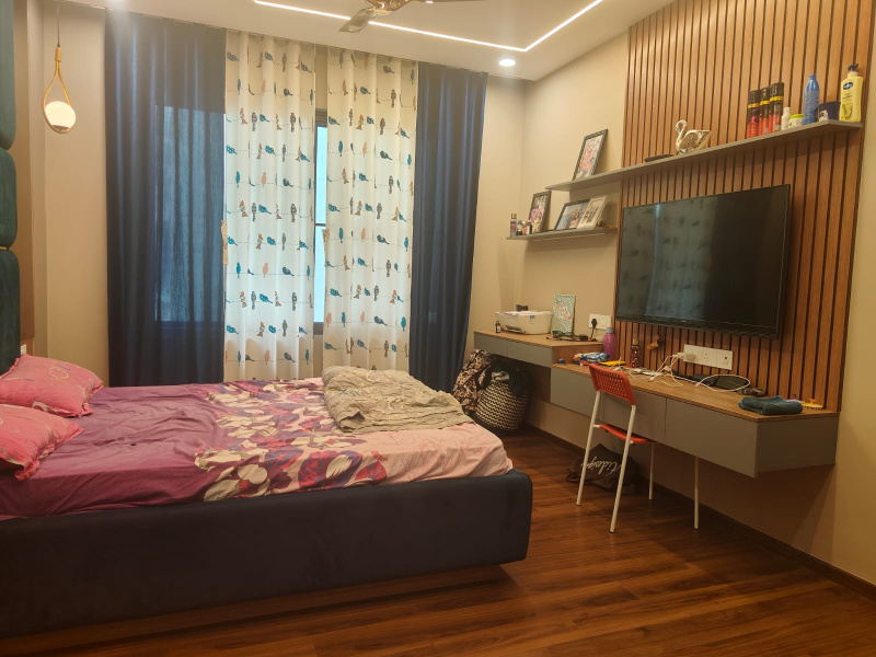 3 BHK Apartment 1404 Sq.ft. for Rent in Old Madras Road, Bangalore