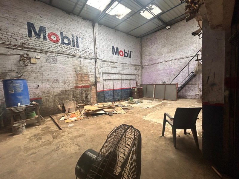  Warehouse 2070 Sq.ft. for Rent in Block E Dilshad Garden, Delhi
