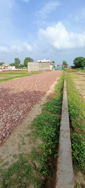  Residential Plot 900 Sq.ft. for Sale in Gwalior Road, Gwalior Road, Agra