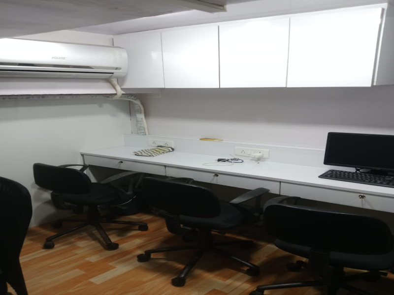 Office Space 125 Sq.ft. for Rent in Mindspace, Malad West, Mumbai