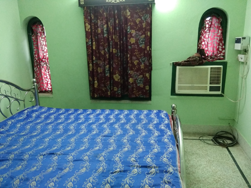 2 BHK Builder Floor 750 Sq.ft. for Rent in Tollygunge, Kolkata