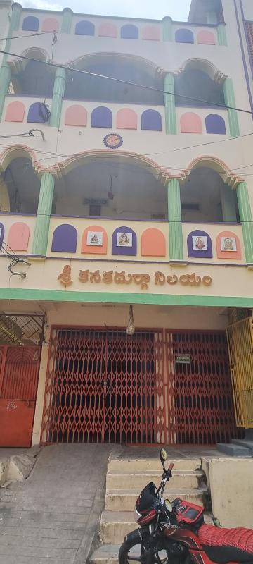  Commercial Shop 1600 Sq.ft. for Rent in Durgapuram, Vijayawada