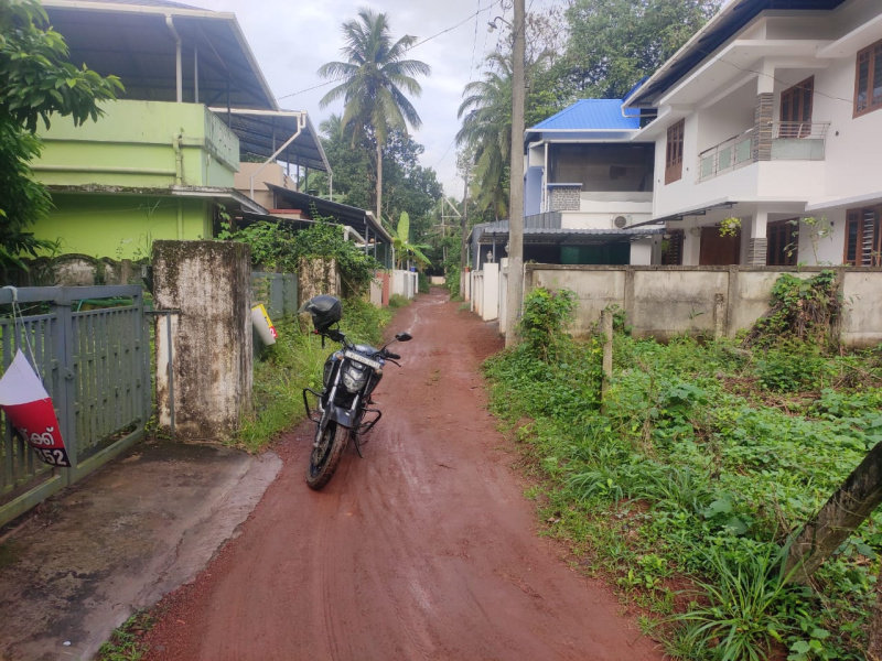  Residential Plot 176 Sq. Meter for Sale in Kuttoor, Thrissur