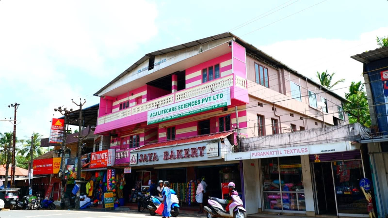  Commercial Shop 6600 Sq.ft. for Sale in Arakkunnam, Ernakulam