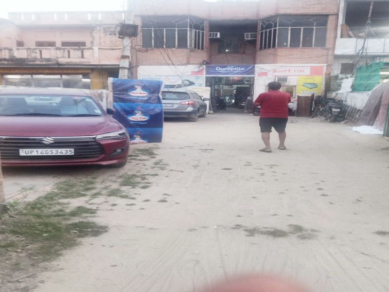  3300 Sq.ft. Showroom for Sale in Naya Ganj, Ghaziabad