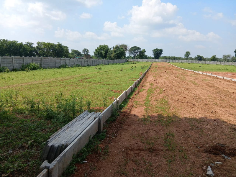  1000 Sq.ft. Residential Plot for Sale in Shivpuri Road, Jhansi