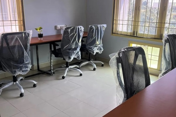  600 Sq.ft. Commercial Shop for Rent in Nungambakkam, Chennai
