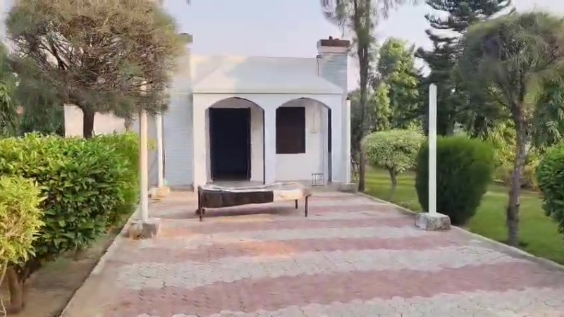1 RK 4265 Sq. Yards Farm House for Sale in Nalhar, Nuh