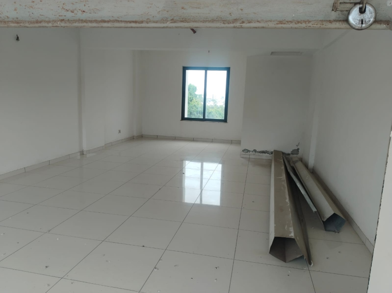  1291 Sq.ft. Commercial Shop for Sale in Sojitra Road, Anand