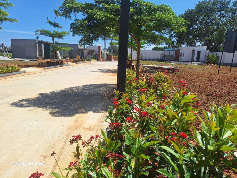  3199 Sq.ft. Residential Plot for Sale in Anekal Road, Bangalore