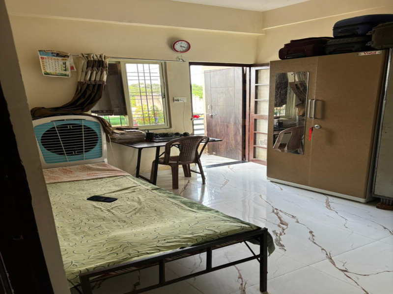 2 BHK 700 Sq.ft. Apartment for Sale in Gandhi Nagar, Gwalior