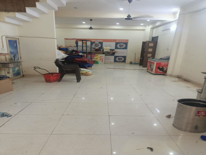  800 Sq.ft. Office Space for Rent in Hazratganj, Lucknow