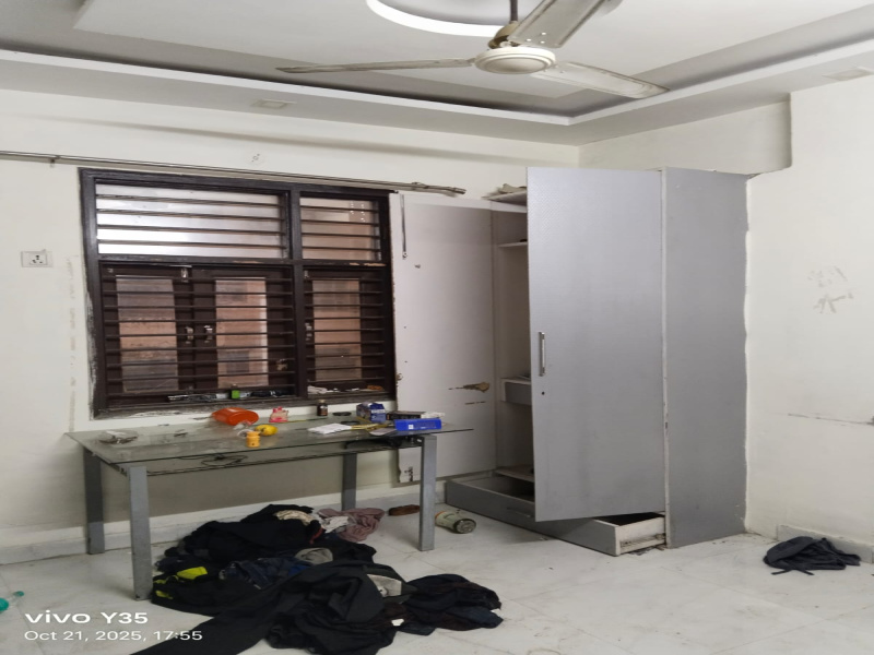 2 BHK 450 Sq.ft. Builder Floor for Rent in Sector 25 Rohini, Delhi