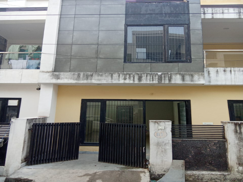 4 BHK 72 Sq. Yards House for Rent in Sikandra, Agra