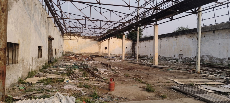  2000 Sq. Yards Industrial Land for Sale in Artauni, Agra