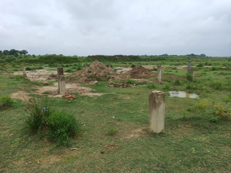  900 Sq.ft. Residential Plot for Sale in Karchana, Allahabad