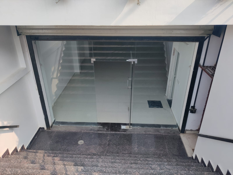  2200 Sq.ft. Office Space for Rent in Vrindavan Yojna, Lucknow