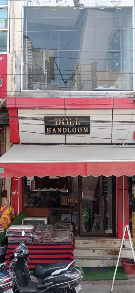  330 Sq.ft. Commercial Shop for Rent in New Colony, Gurgaon