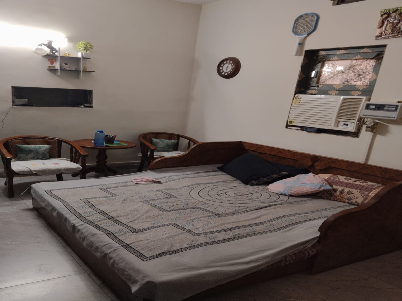 3 BHK 125 Sq. Yards Builder Floor for Sale in Ramesh Nagar, Delhi