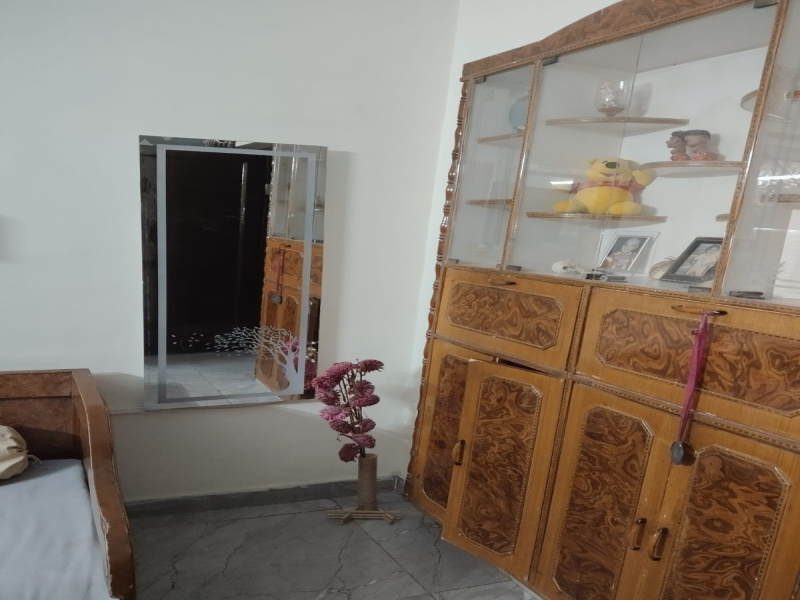 3 BHK 125 Sq. Yards Builder Floor for Sale in Ramesh Nagar, Delhi