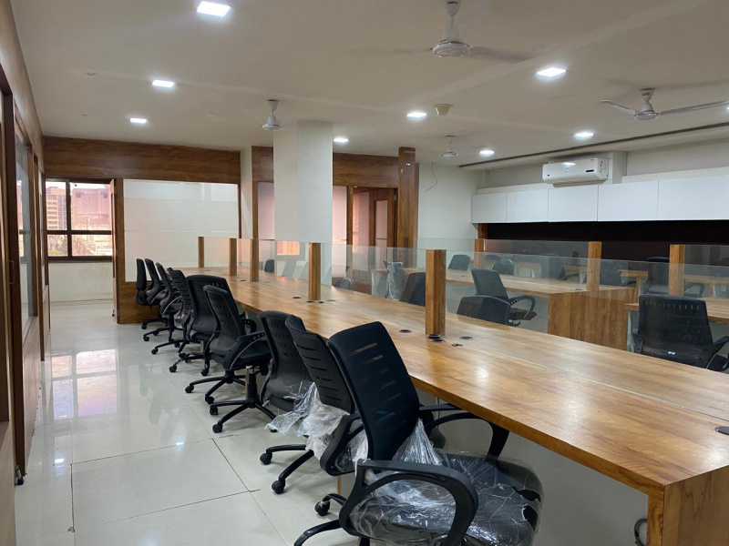  2266 Sq.ft. Office Space for Rent in Satellite, Ahmedabad