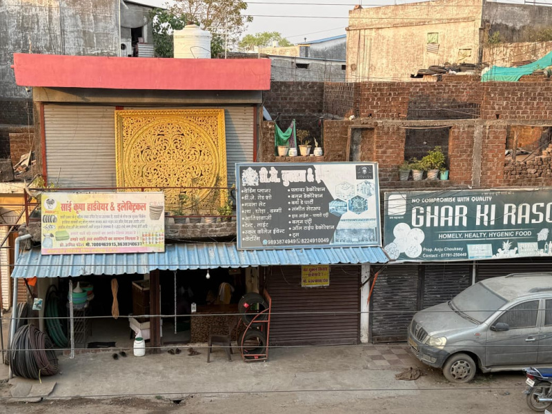  2400 Sq.ft. Commercial Shop for Sale in Saikheda, Narsinghpur