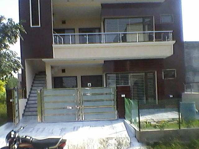 House 6 Marla for Sale in