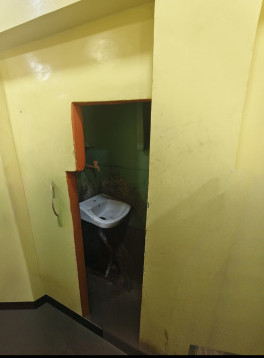  220 Sq.ft. Commercial Shop for Rent in Singarathope, Tiruchirappalli