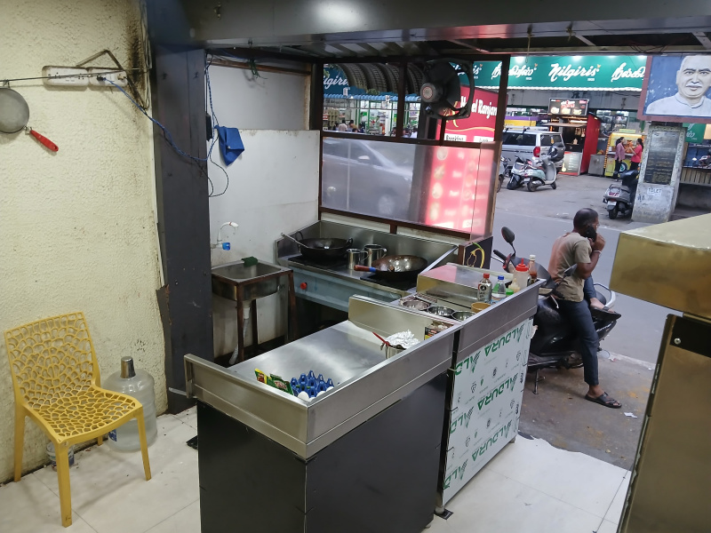  600 Sq.ft. Hotels for Sale in Mogappair East, Chennai