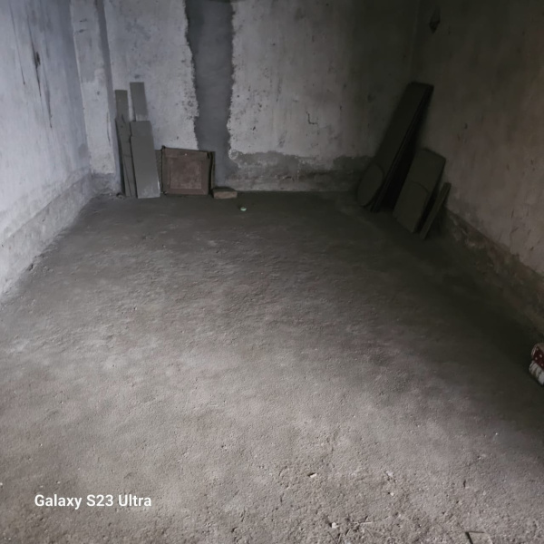  125 Sq.ft. Commercial Shop for Sale in Sector 6 Vaishali, Ghaziabad