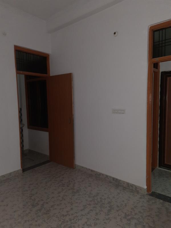 3 BHK 800 Sq.ft. House for Rent in Kalli Paschim, Lucknow