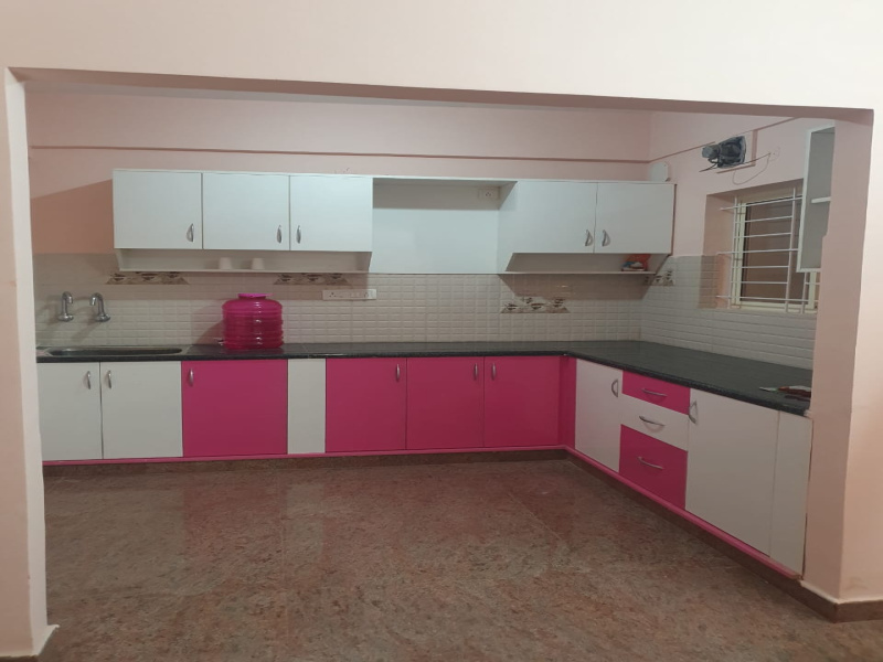 3 BHK 1300 Sq.ft. Apartment for Rent in MCECHS Layout, Bangalore