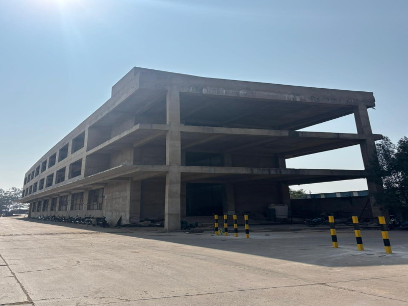 31000 Sq.ft. Office Space for Rent in Lalpur, Raipur
