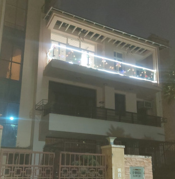 3 BHK Flat for Rent in Sushant Lok Phase III, Gurgaon