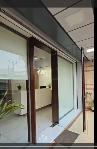  2100 Sq.ft. Office Space for Sale in Race Course Circle, Vadodara