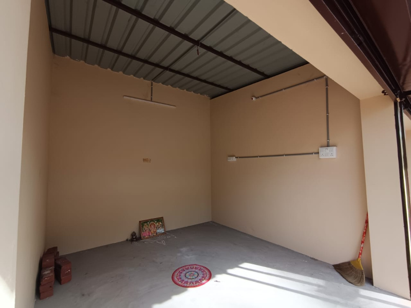  110 Sq.ft. Commercial Shop for Rent in Somarasempettai, Tiruchirappalli