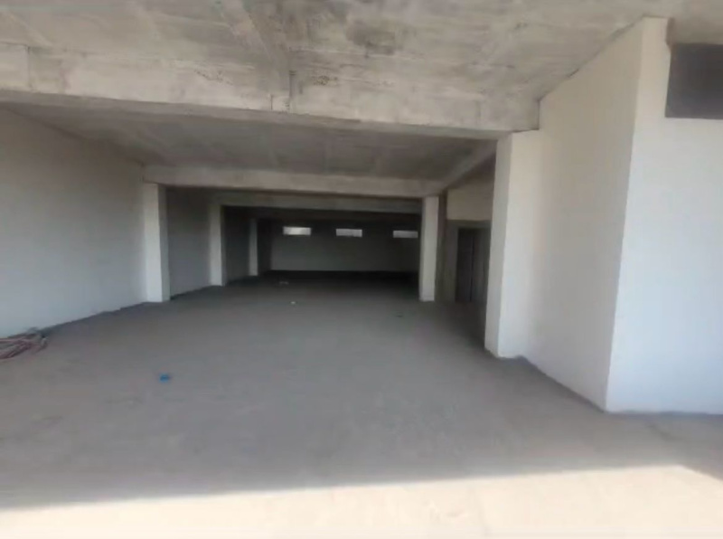  3000 Sq.ft. Commercial Shop for Rent in Tanda Ujjain, Kashipur