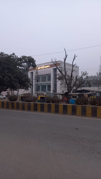 Showroom 6500 Sq.ft. for Rent in Rampur Garden, Bareilly