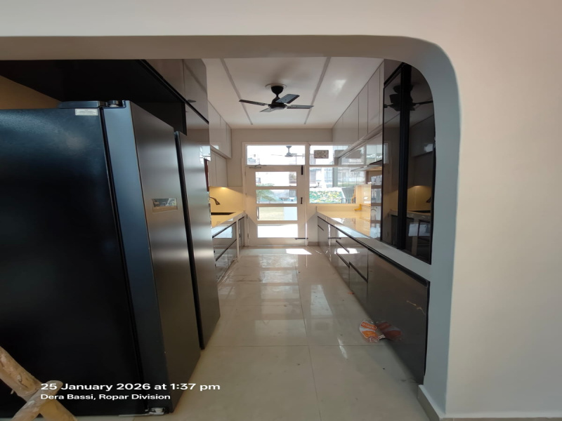 4 BHK 1600 Sq.ft. Apartment for Sale in VIP Road, Zirakpur