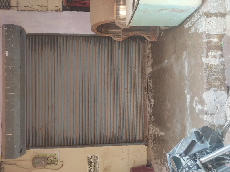  190 Sq.ft. Commercial Shop for Sale in Mutthiganj, Allahabad