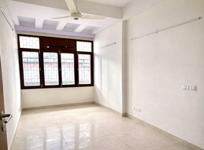 9 BHK 500 Sq. Yards Builder Floor for Rent in Block A2, Safdarjung Enclave, Delhi