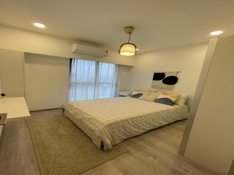 2 BHK 736 Sq.ft. Apartment for Sale in Lokhandwala, Andheri West, Mumbai